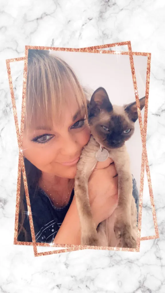 Nathalie Lavoie elevage Devon Rex éthique